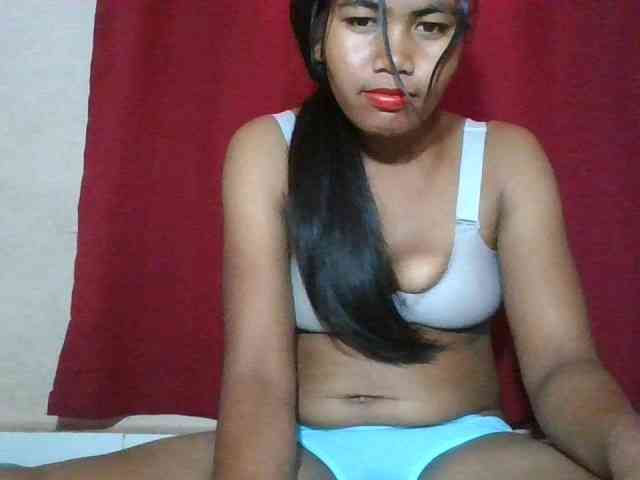 Keziah34 webcam