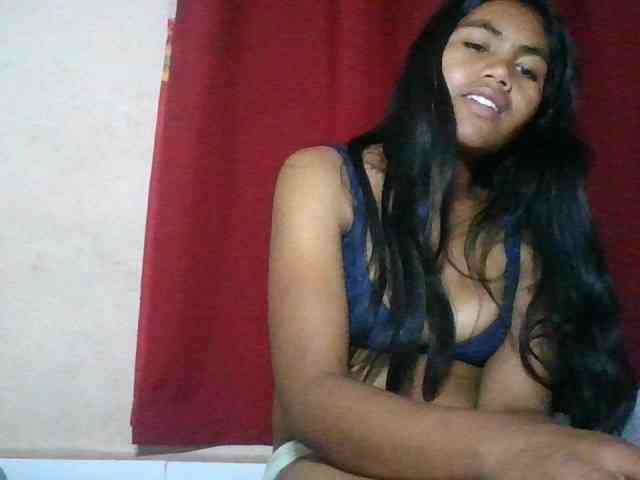 Keziah34 webcam