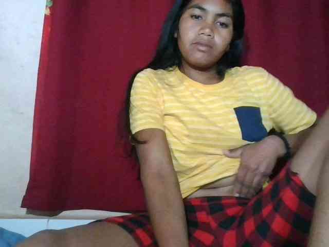 Keziah34 webcam