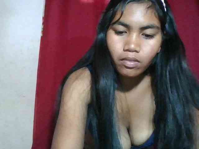 Keziah34 webcam