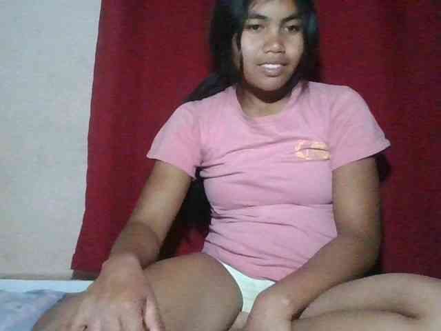 Keziah34 Live Webcam on BongaCams