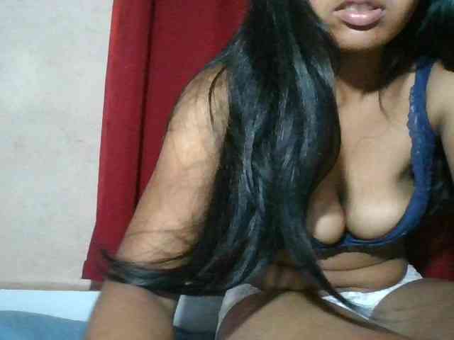 Keziah34 webcam