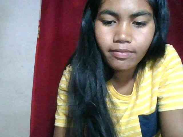Keziah34 webcam