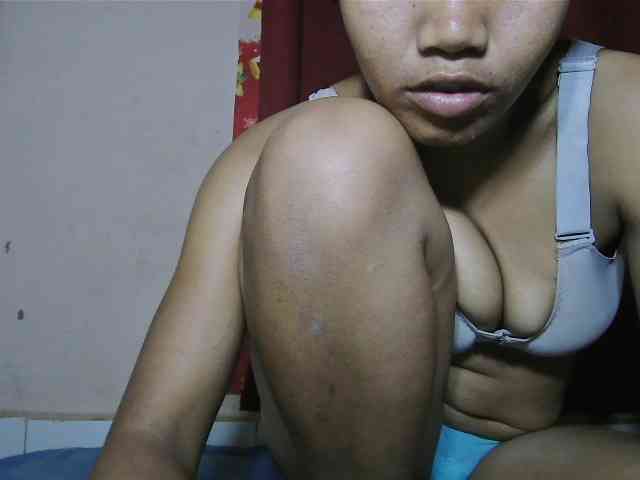 Keziah34 webcam