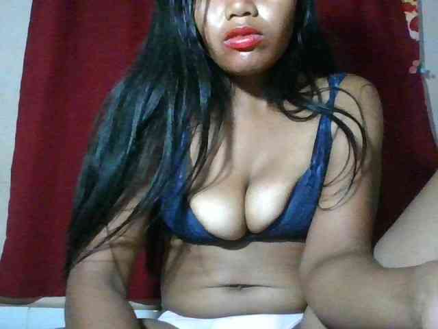 Keziah34 webcam