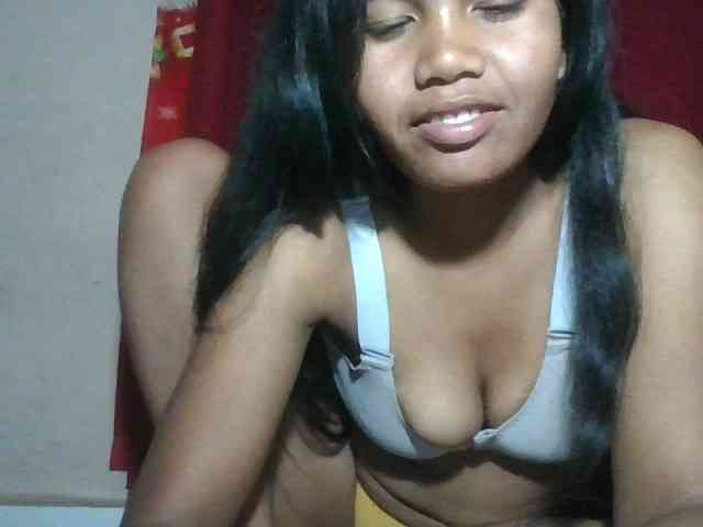 Keziah34 webcam