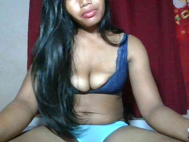 Keziah34 webcam