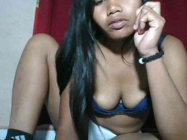 Keziah34 webcam