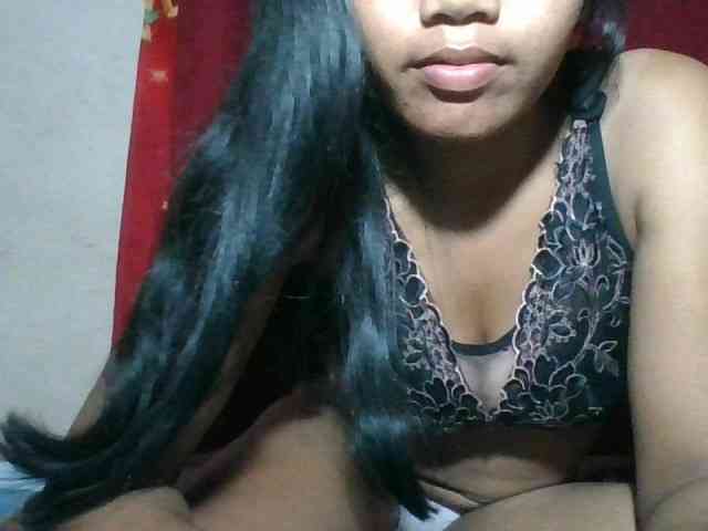 Keziah34 webcam
