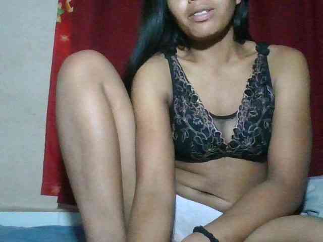 Keziah34 webcam