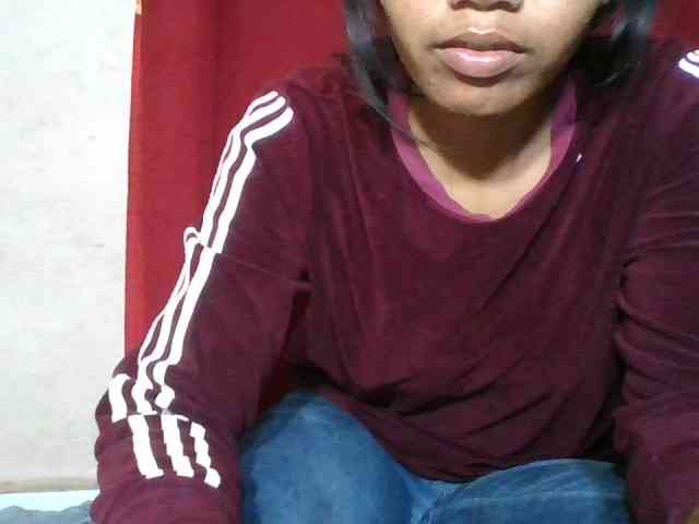 Keziah34 webcam