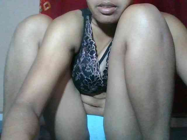 Keziah34 webcam