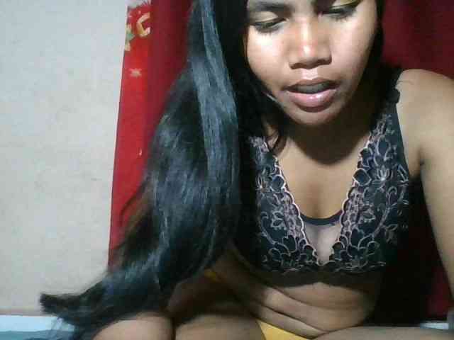 Keziah34 webcam