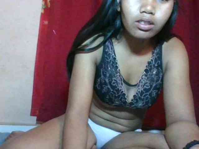 Keziah34 webcam