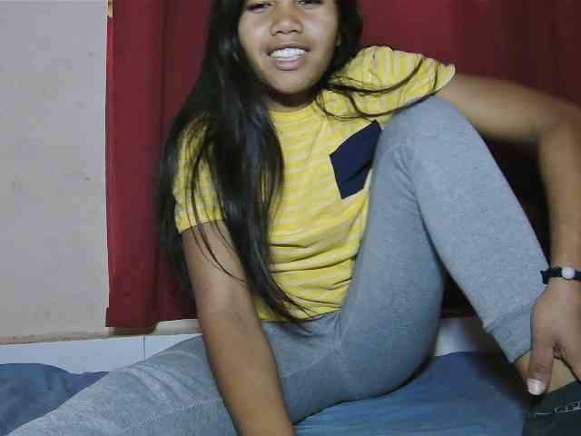 Keziah34 webcam