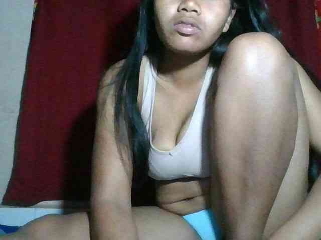 Keziah34 webcam