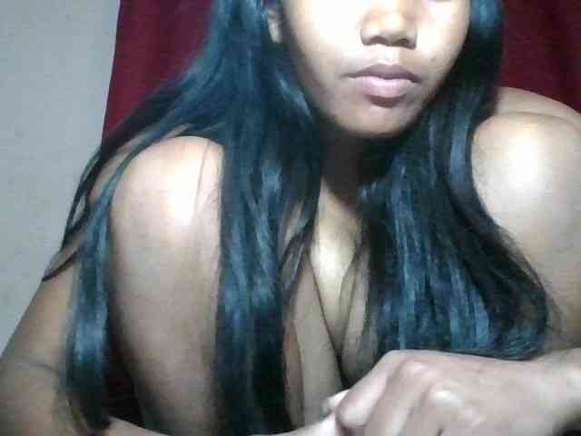Keziah34 webcam