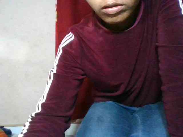 Keziah34 webcam
