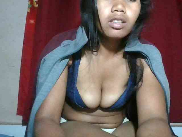 Keziah34 webcam