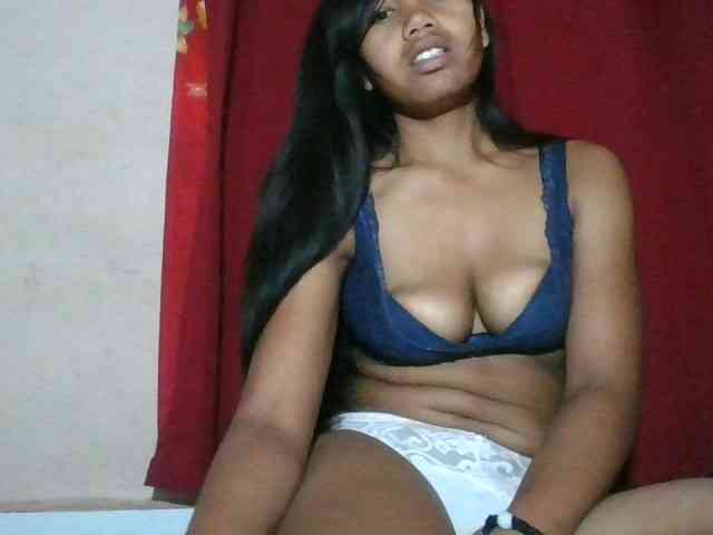 Keziah34 webcam