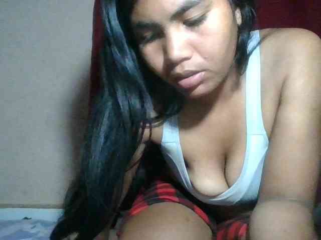 Keziah34 webcam