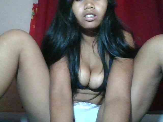 Keziah34 webcam