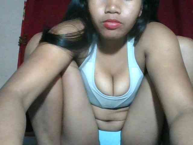 Keziah34 Live Webcam on BongaCams