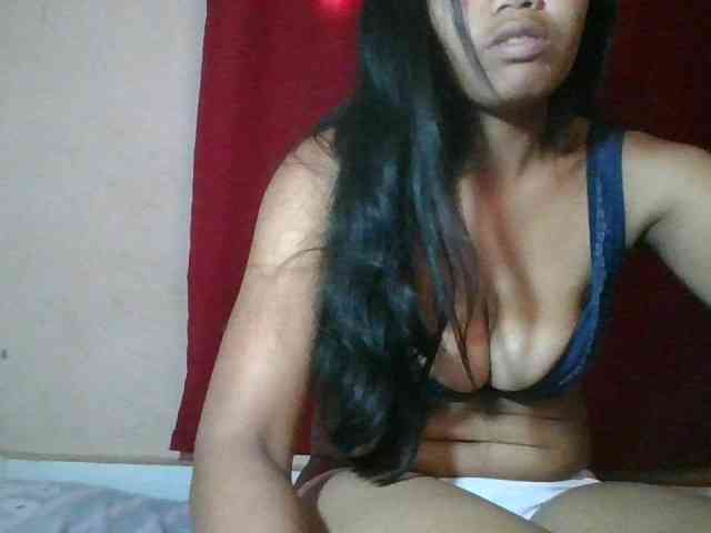 Keziah34 webcam