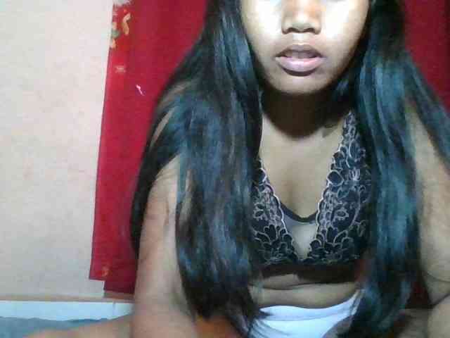 Keziah34 webcam