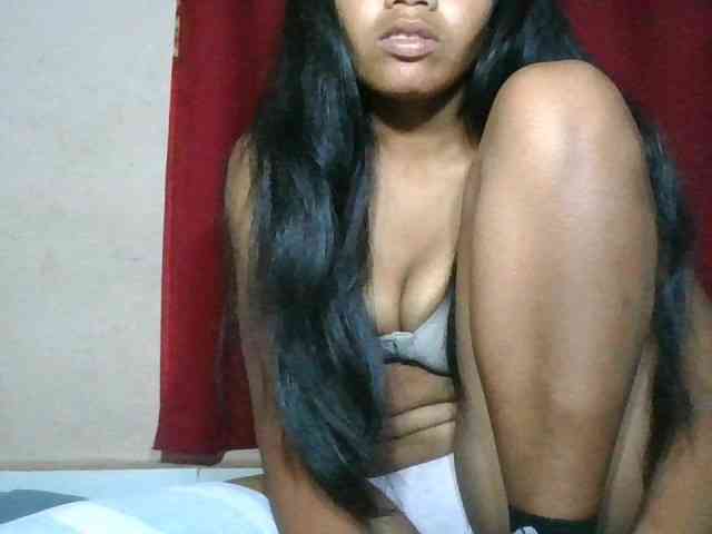 Keziah34 webcam