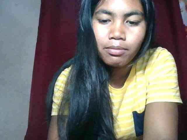 Keziah34 webcam