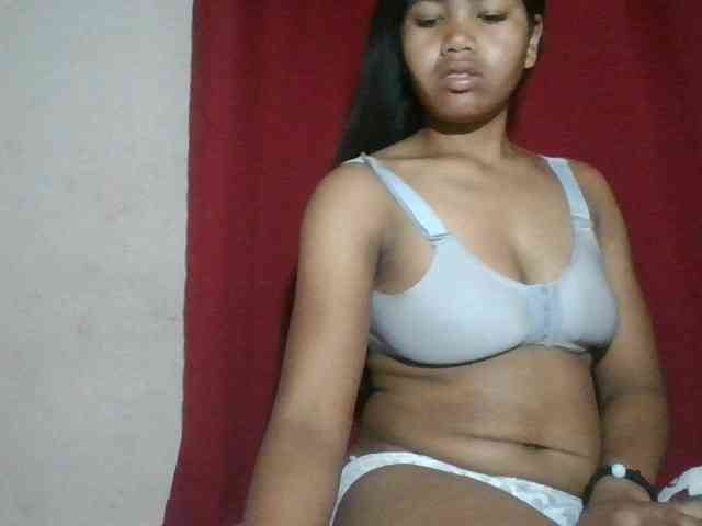 Keziah34 webcam