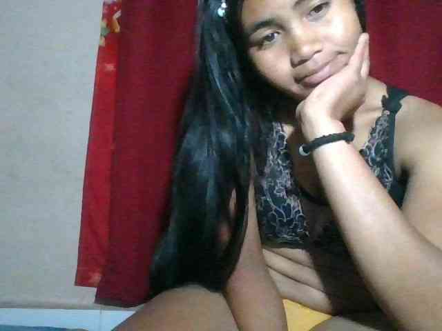 Keziah34 webcam