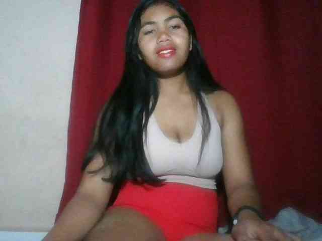 Keziah34 webcam