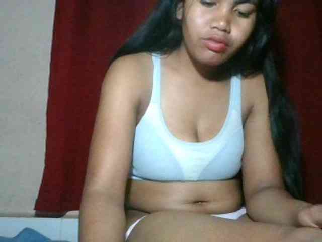 Keziah34 webcam