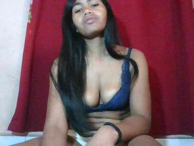Keziah34 webcam