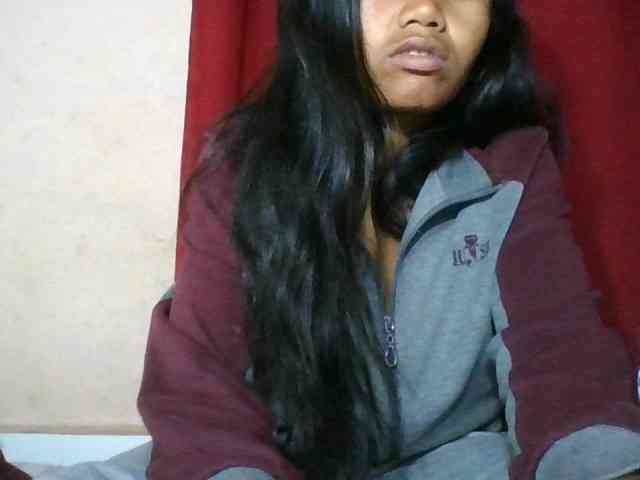 Keziah34 webcam