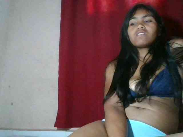 Keziah34 webcam