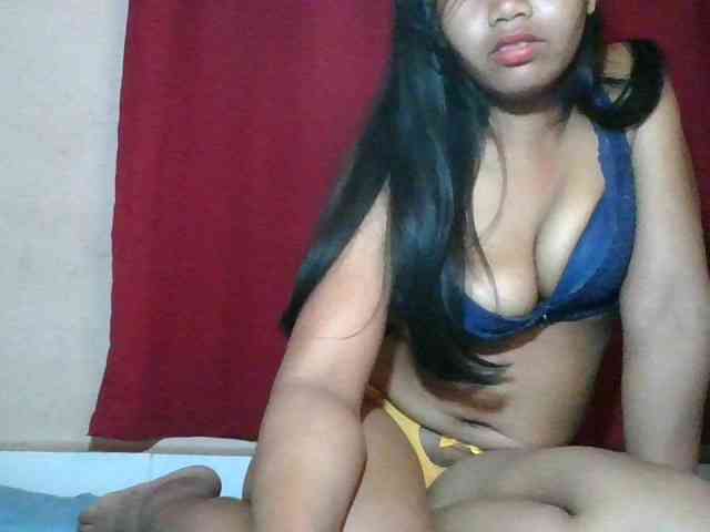 Keziah34 webcam