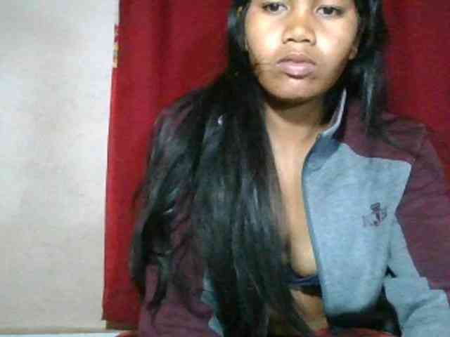 Keziah34 webcam