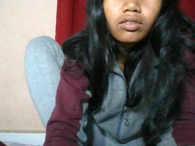 Keziah34 webcam