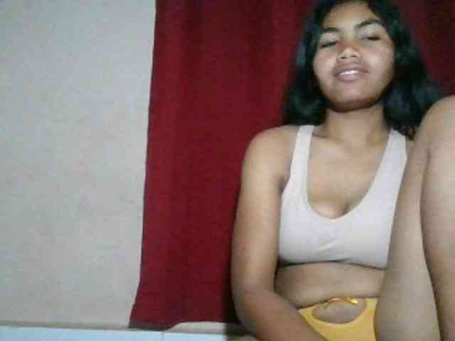 Keziah34 webcam