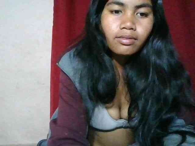 Keziah34 webcam