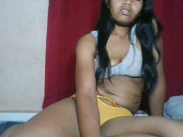 Keziah34 webcam