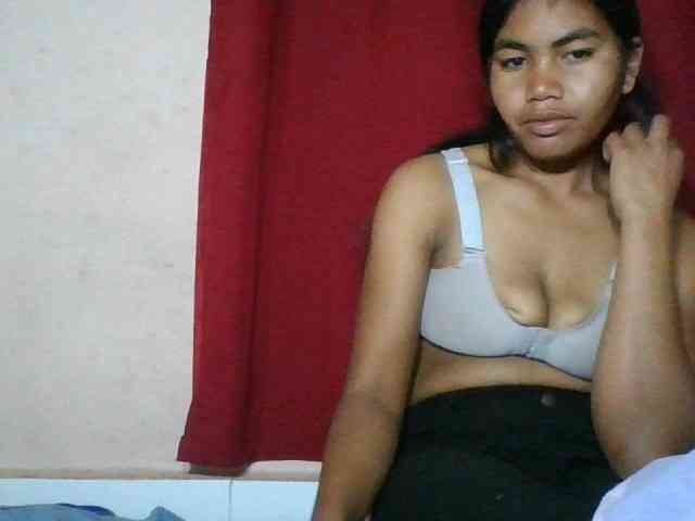 Keziah34 webcam