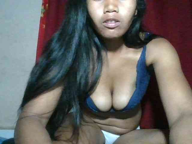 Keziah34 webcam