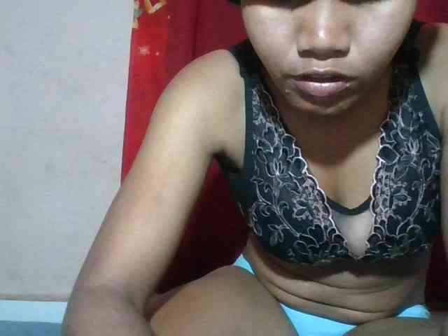 Keziah34 webcam
