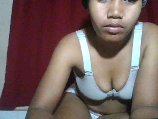 Keziah34 webcam