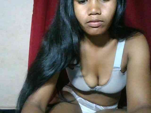 Keziah34 webcam