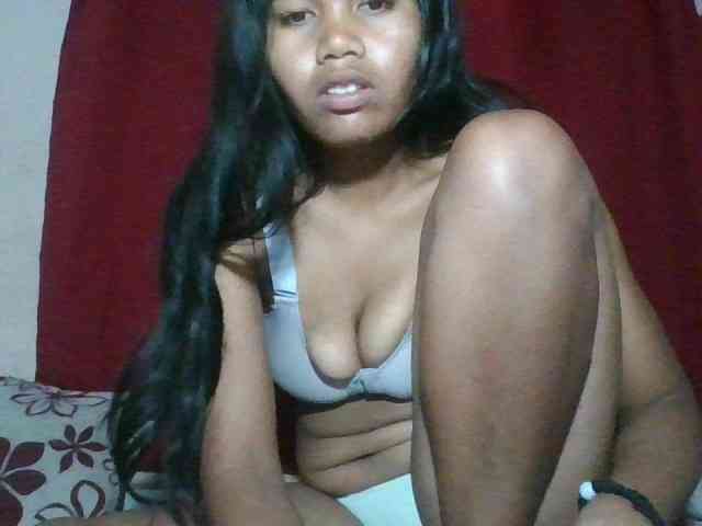 Keziah34 Live Webcam on BongaCams